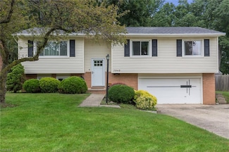 7943 Linden St, Mentor On the Lake, OH 44060