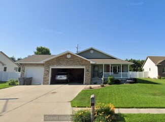 4075 Northview Dr, Grand Island, NE 68803