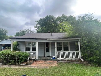 1904 Hornsby Dr, Longview, TX 75604
