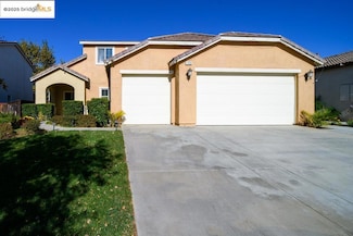 1350 Mistletoe Dr, Beaumont, CA 92223