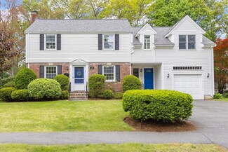 21 Sherwood Rd, Natick, MA 01760