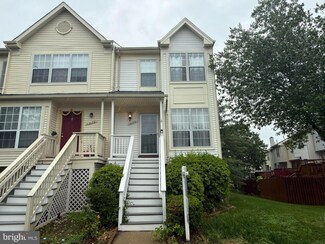 14170 Autumn Cir, Centreville, VA 20121