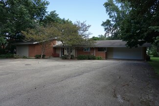 712 Lucy Goff Dr, Rantoul, IL 61866
