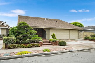4664 Hazelnut Ave, Seal Beach, CA 90740