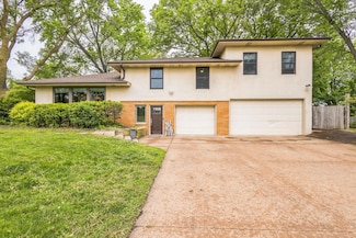 816 Glenbrook Ave N, Saint Paul, MN 55128