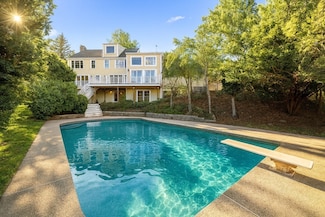 65 Myles View Dr, Duxbury, MA 02332