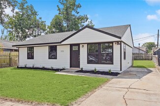 121 Rosalie Dr, Westwego, LA 70094
