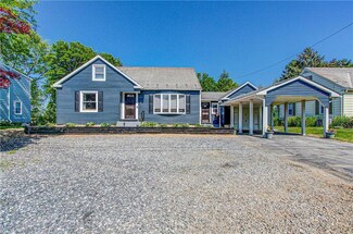 216 Young Rd, Nazareth, PA 18064
