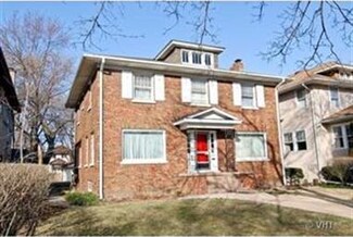 305 N Taylor Ave, Oak Park, IL 60302