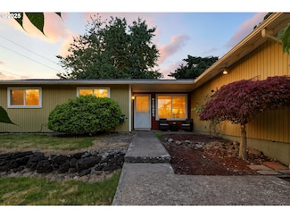 1481 SW 5th Place, Gresham, OR 97080