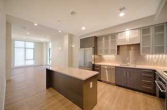 1 Canal St Unit 1125, Boston, MA 02114