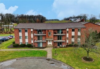 5980 Margie Cir SW Unit 206, Navarre, OH 44662