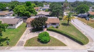 4748 Harding St, New Port Richey, FL 34653