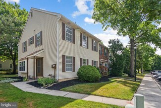 315 Gwynedd Ct, Mount Laurel, NJ 08054