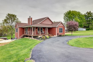 716 Harriet St, Dixon, IL 61021