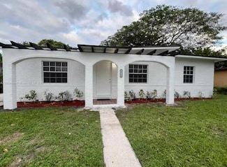 13725 NW 4th Ct, North Miami, FL 33168