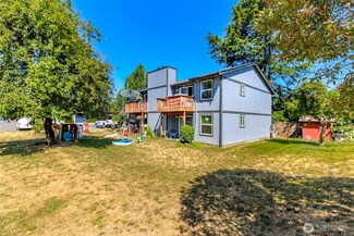7523 10th Avenue Ct E, Tacoma, WA 98404