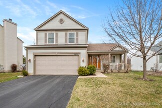 2890 Coastal Dr, Aurora, IL 60503