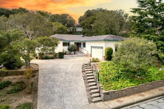 9360 Canyon Oak Rd, Salinas, CA 93907