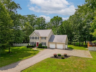 114 Franklin Oaks Dr, Butler, PA 16001