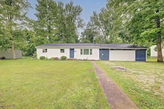 3868 S Sandstone Ln, Bloomington, IN 47403