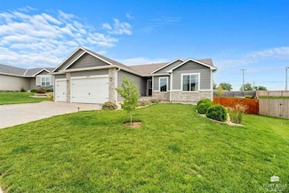 8779 N Kelliann Way, Manhattan, KS 66502
