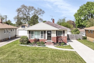 3886 Circlewood Dr, Cleveland, OH 44126