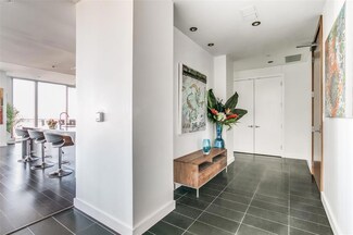 2900 Mckinnon St Unit 905, Dallas, TX 75201