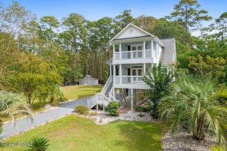 604 Sea Hawk Dr SW, Sunset Beach, NC 28468