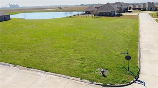 2575 Bellevue Lakes St, Paulina, LA 70763