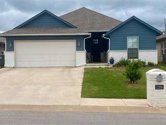 2208 Alta Vista Ln, Edmond, OK 73034