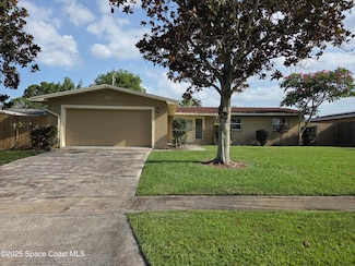 2121 Colony Dr, Melbourne, FL 32935