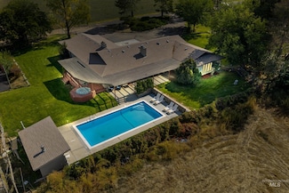 15698 Yoder Ave, Caldwell, ID 83607