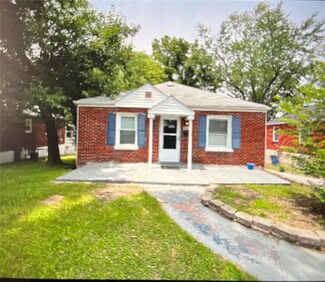 5433 Fletcher St, Saint Louis, MO 63136