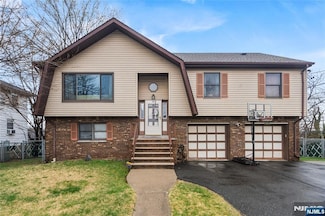 55 Jefferson St, Clifton, NJ 07014