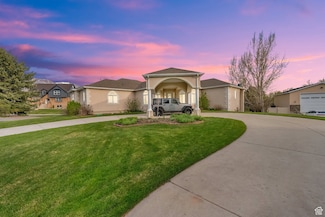 5867 W Oakview Dr, Highland, UT 84003