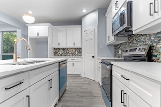 520 E 5th St, Bonham, TX 75418