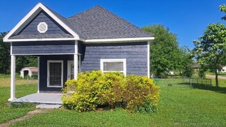 102 NW 8th St, McAlester, OK 74501