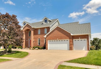 1325 NE 31st St, Ankeny, IA 50021
