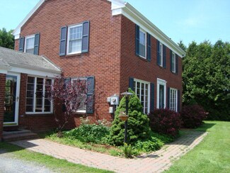 81 Champlain St, Rouses Point, NY 12979
