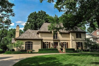 3010 W 69th St, Mission Hills, KS 66208