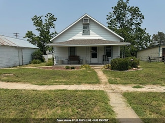 306 E Ash Ave, Mc Cracken, KS 67556