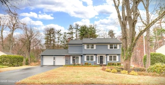 38 Linda Ct, Delmar, NY 12054
