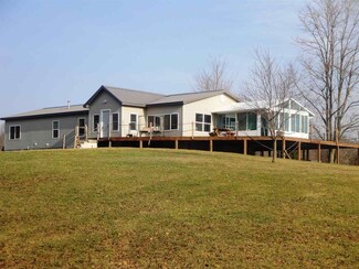 3250 N 900 E, Howe, IN 46746