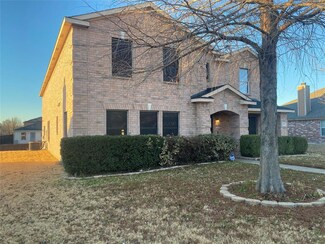 2067 Pinenut Dr, Mesquite, TX 75181