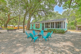 200 Hilltop Dr, Bonneau, SC 29431