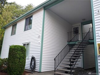 1714 SW 318th Place Unit C, Federal Way, WA 98023