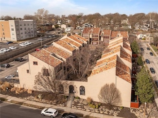 1111 W 46th St Unit 56, Kansas City, MO 64112