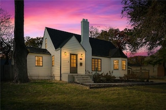 5604 Lamar Ave, Mission, KS 66202