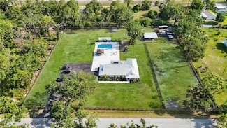 2255 61st St, Sarasota, FL 34243